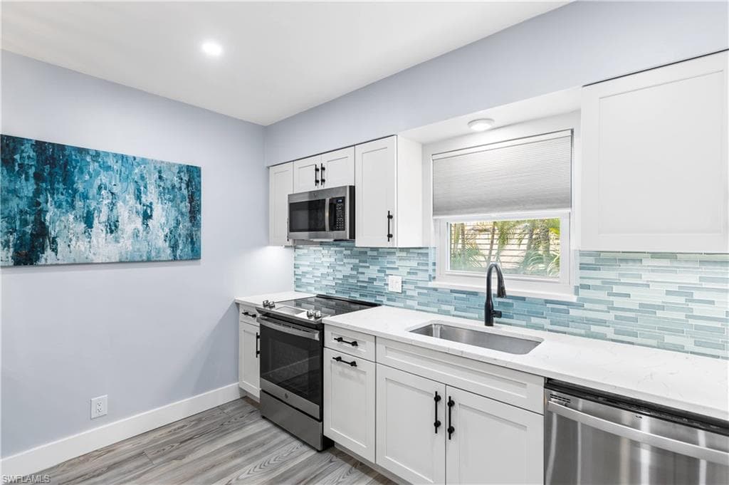940 3rd ST S 204-5