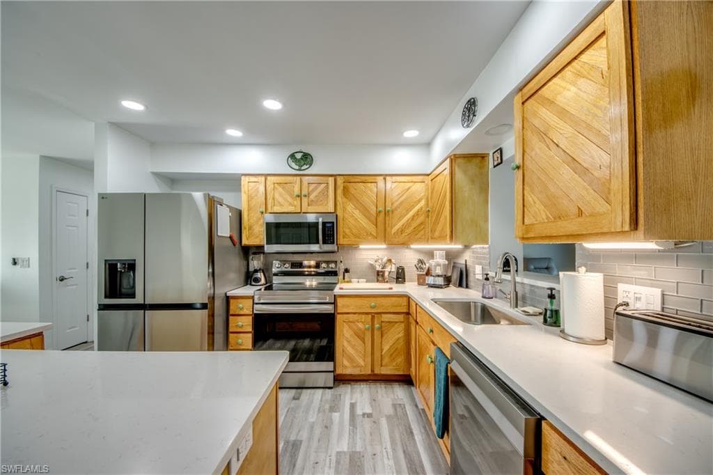 445 Donora BLVD-16