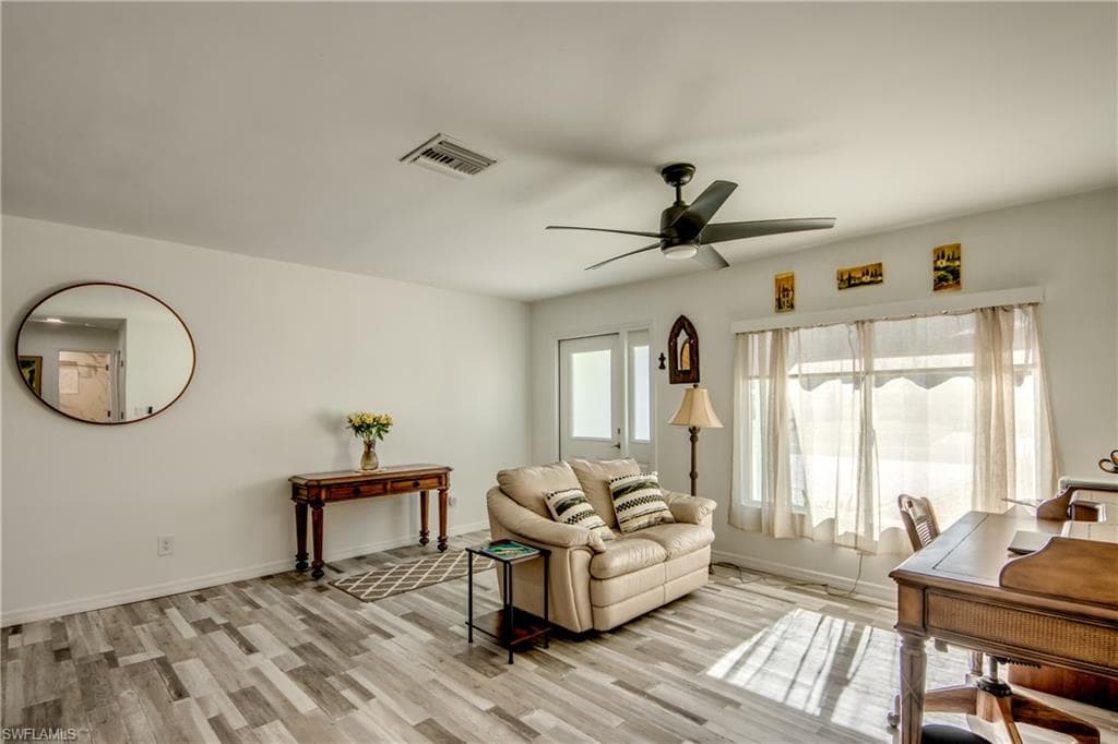 445 Donora BLVD-10