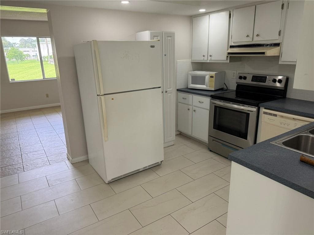343 Joel BLVD 111-14