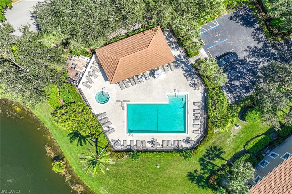 23526 Sandycreek TER 304-30