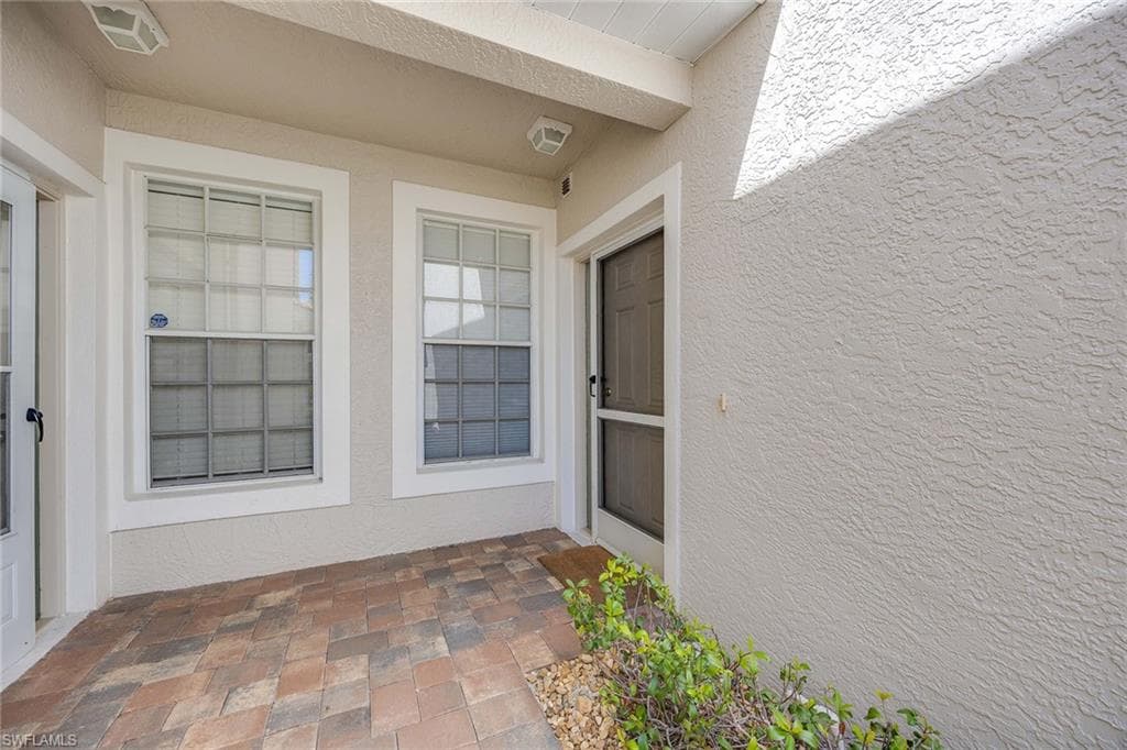 23526 Sandycreek TER 304-4