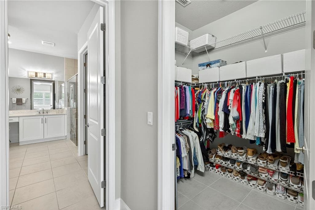 16717 Gilroy ST-22