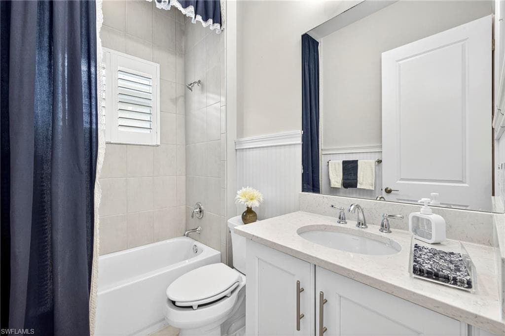 16717 Gilroy ST-30