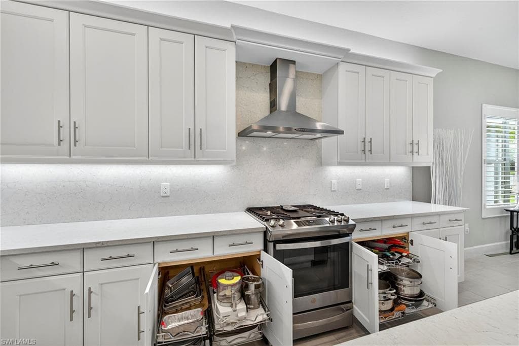 16717 Gilroy ST-10