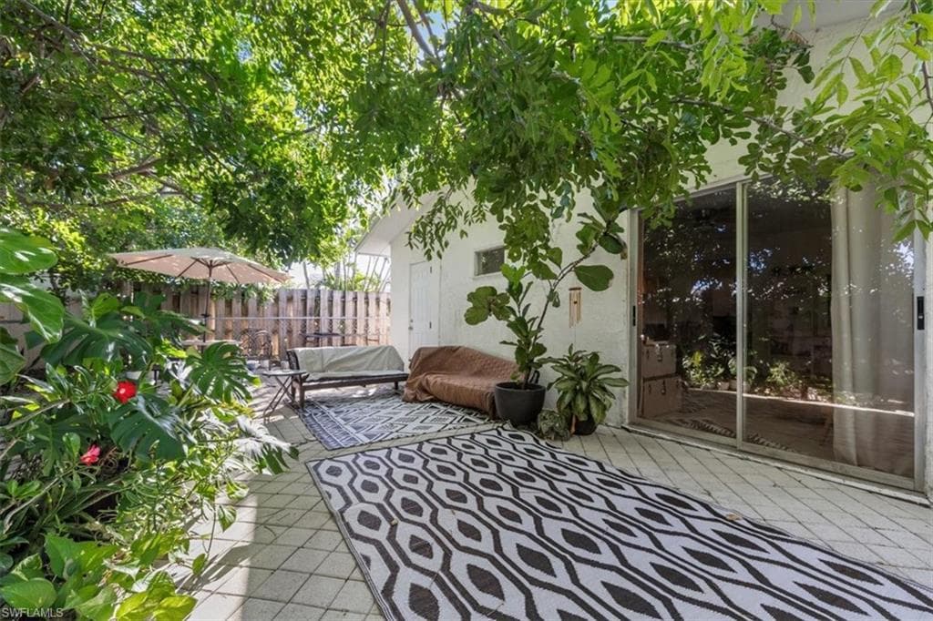 681/683 95th AVE N-30