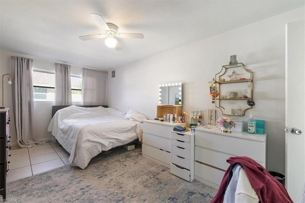 681/683 95th AVE N-25