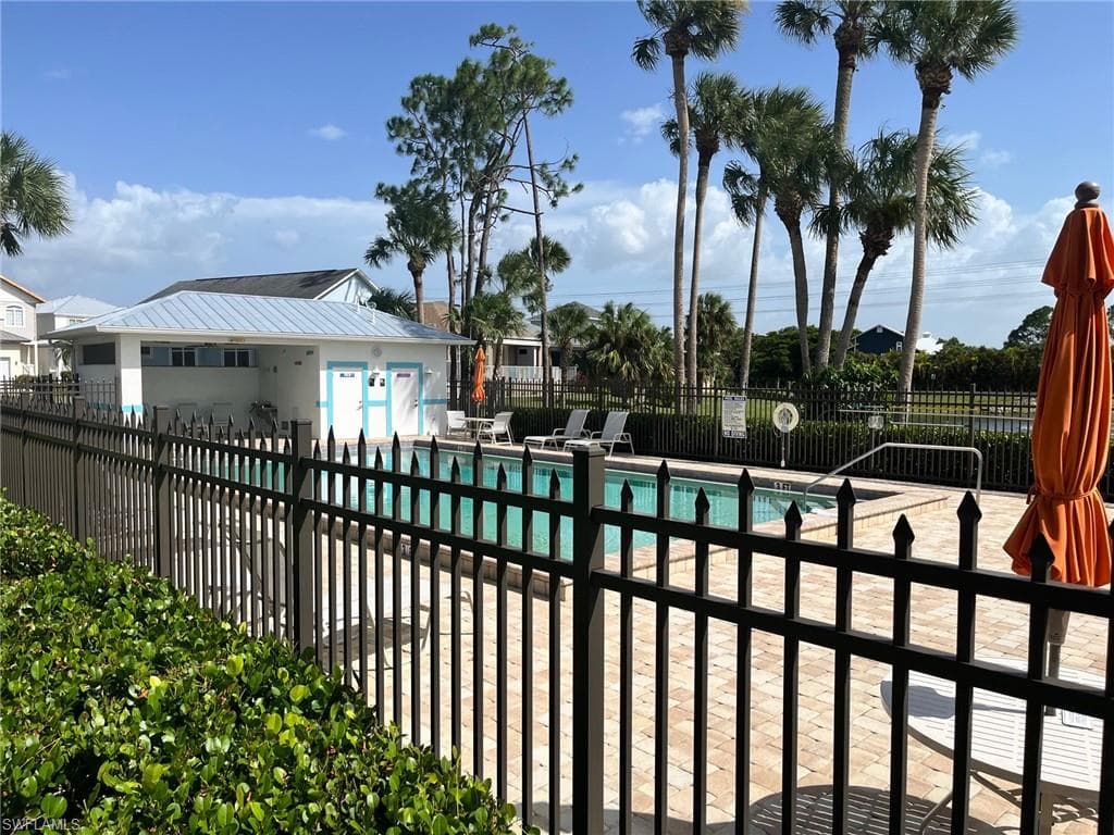 6156 Lake Front DR-25