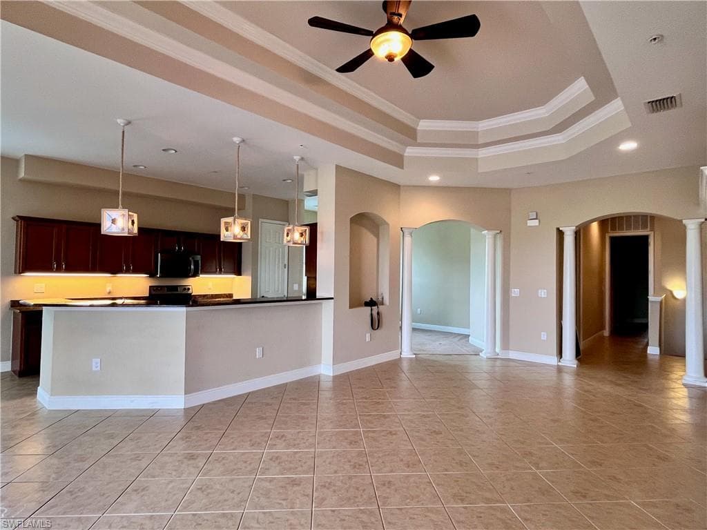 174 Shadroe Cove CIR 1004-9