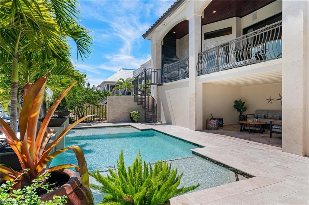 18291 Deep Passage LN-40
