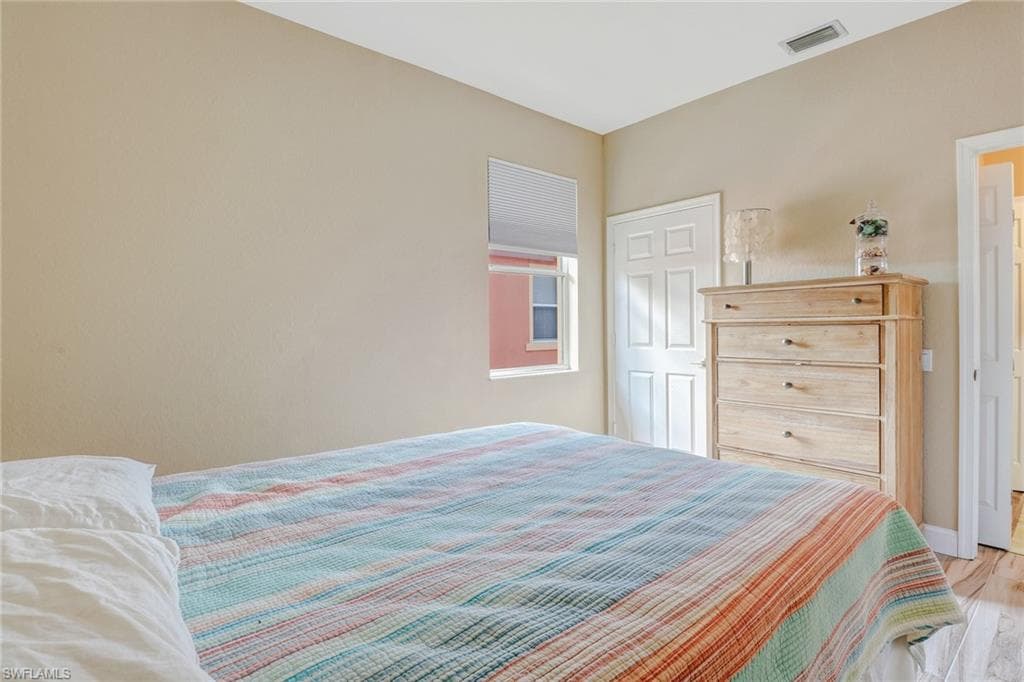 10037 Heather LN 403-15