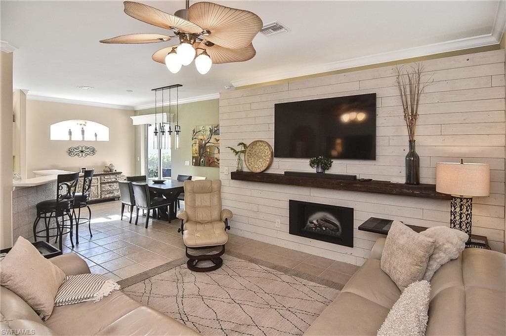 8156 Woodridge Pointe DR-5