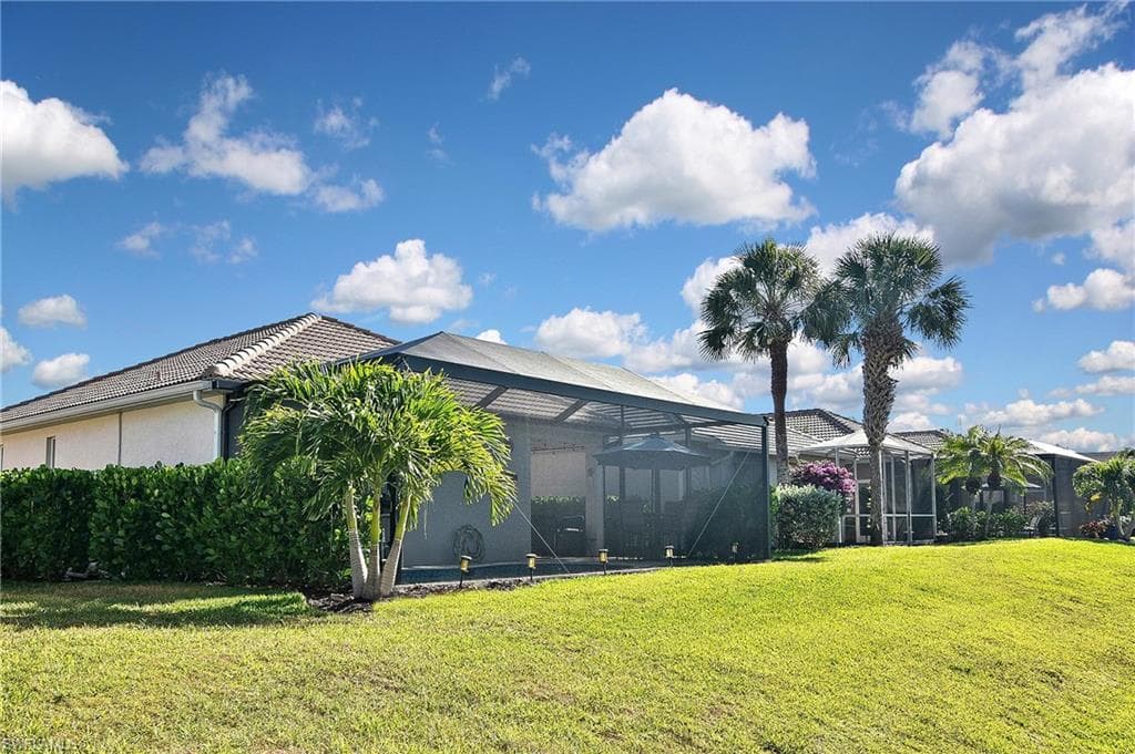 8156 Woodridge Pointe DR-40