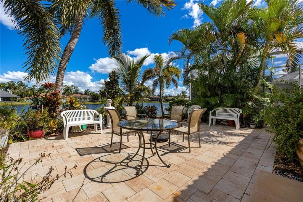 13717 Bald Cypress CIR-23