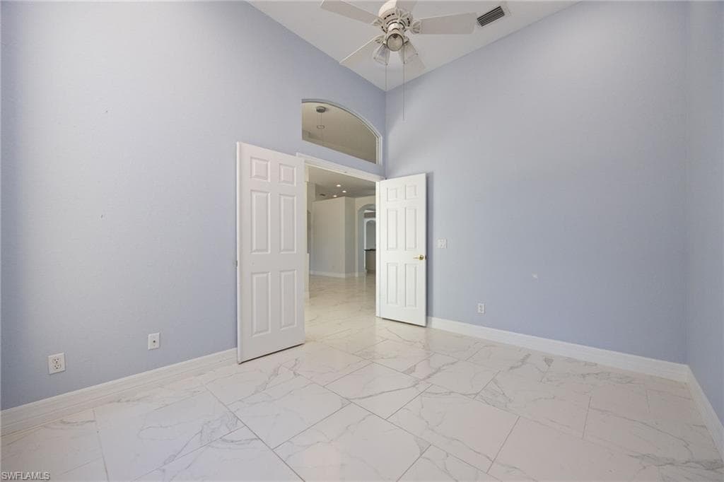 13717 Bald Cypress CIR-6