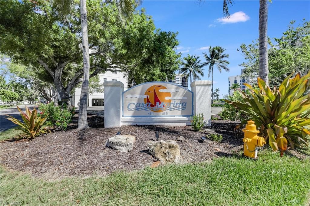 4361 Bay Beach LN 424-23