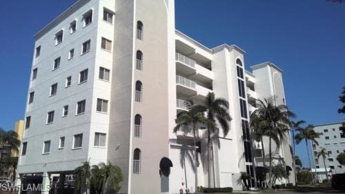 4361 Bay Beach LN 424-22