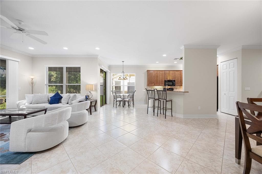 6542 Marbella DR-12