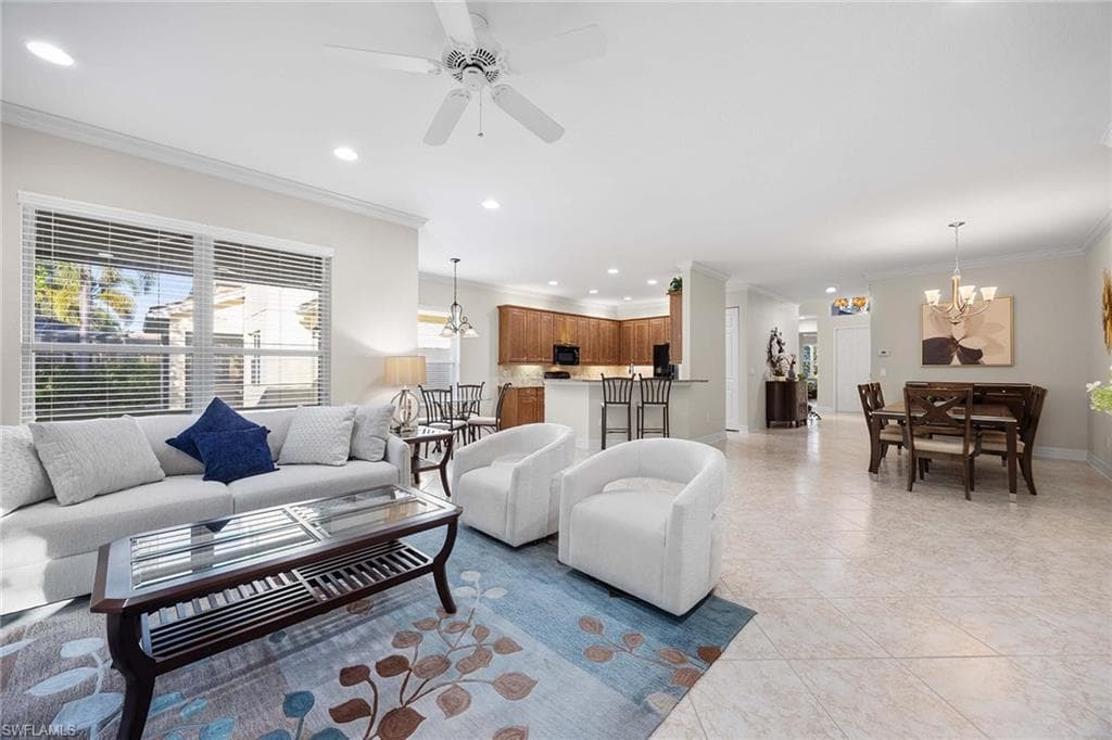 6542 Marbella DR-11