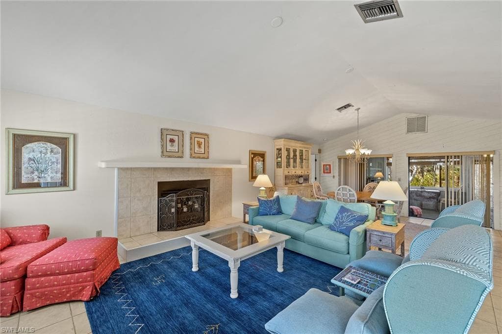 2999 Twin Ponds DR-6