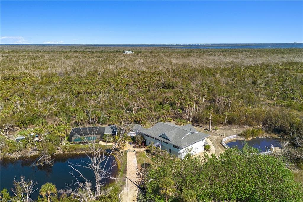 2999 Twin Ponds DR-43