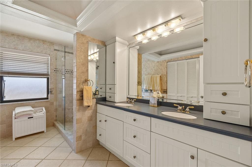 2999 Twin Ponds DR-16