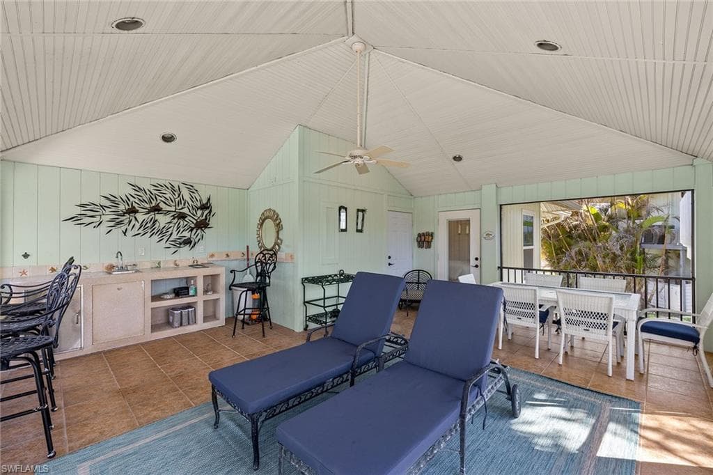 2999 Twin Ponds DR-30