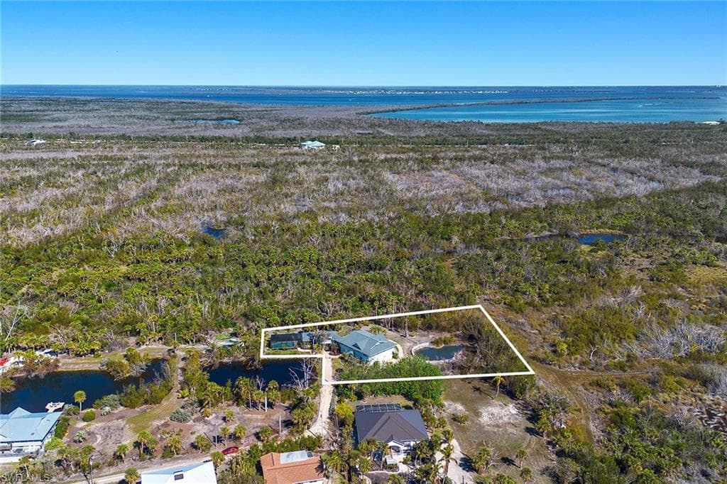 2999 Twin Ponds DR-38