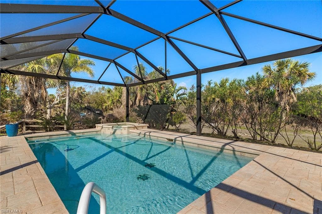 2999 Twin Ponds DR-33