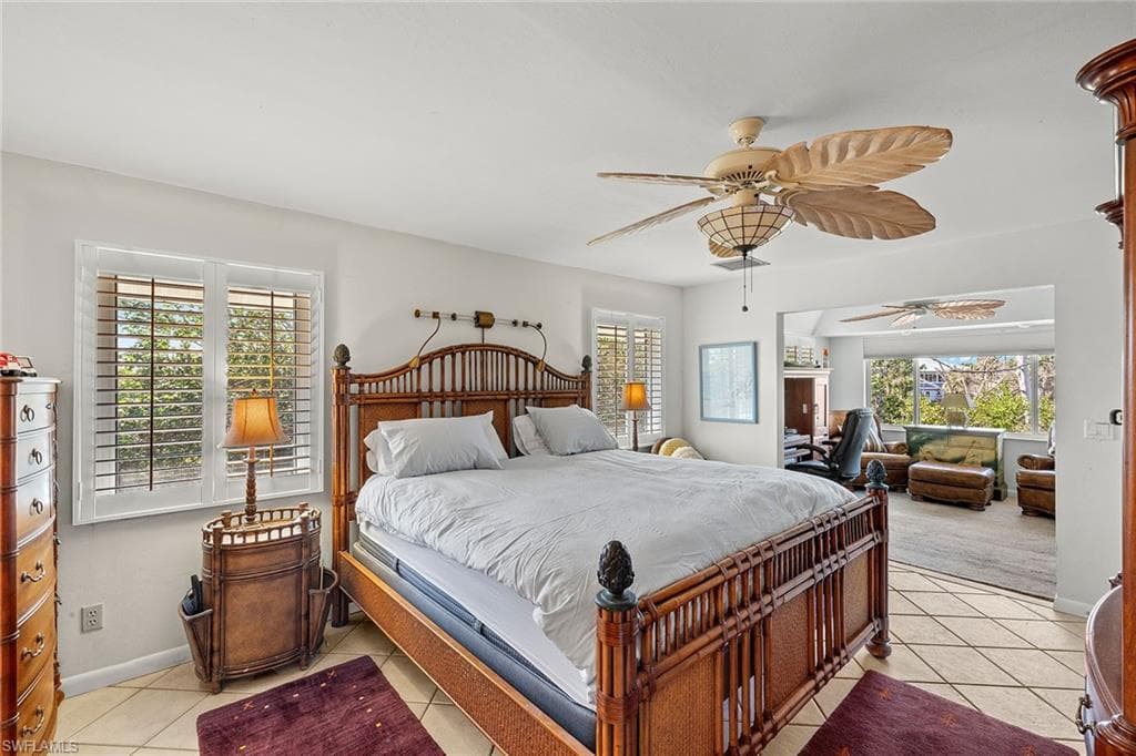 2999 Twin Ponds DR-14