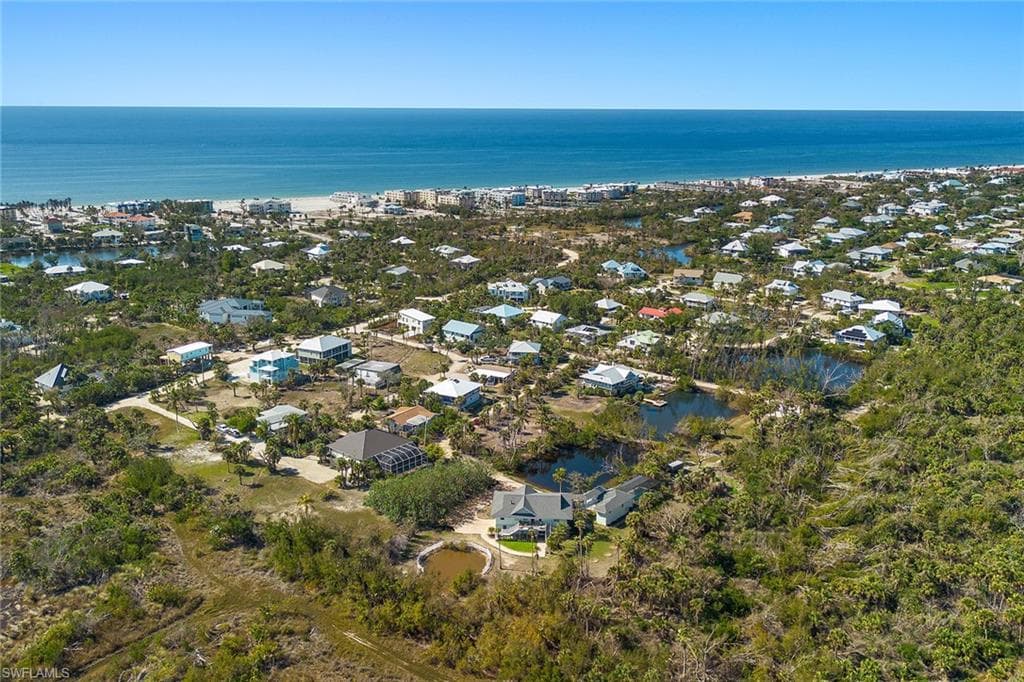 2999 Twin Ponds DR-39
