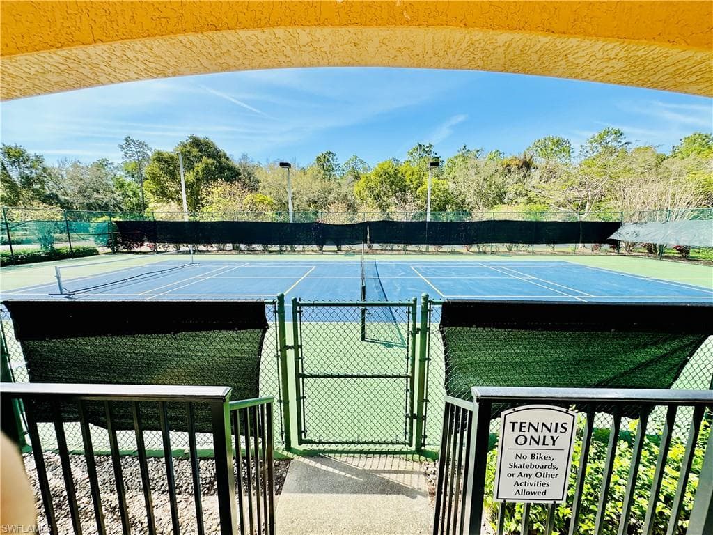 1820 Florida Club CIR 2210-28