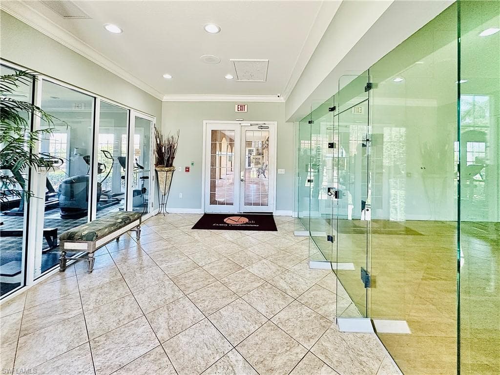 1820 Florida Club CIR 2210-31