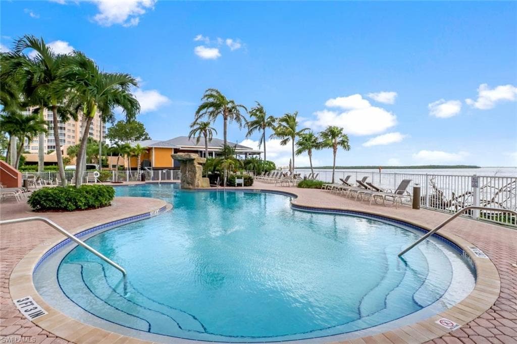 8771 Estero BLVD 301-16