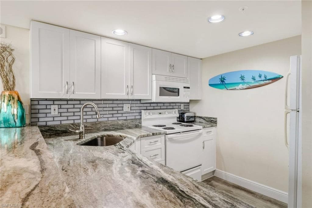 8771 Estero BLVD 301-7