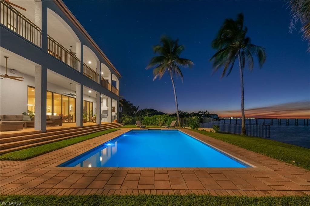 14994 Bonaire CIR-23