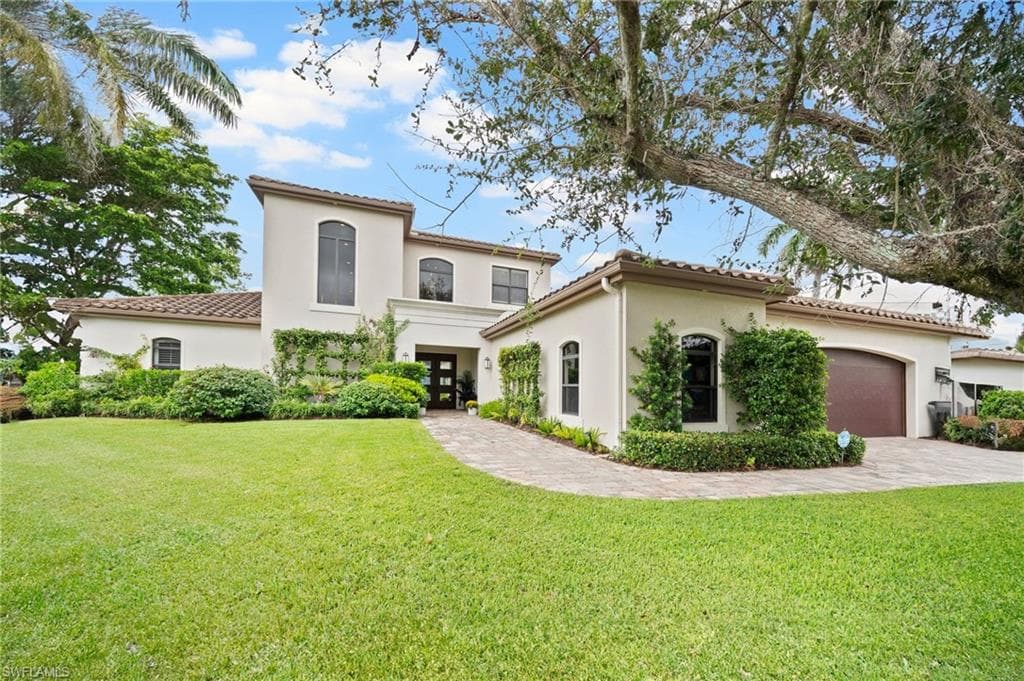 14994 Bonaire CIR-46