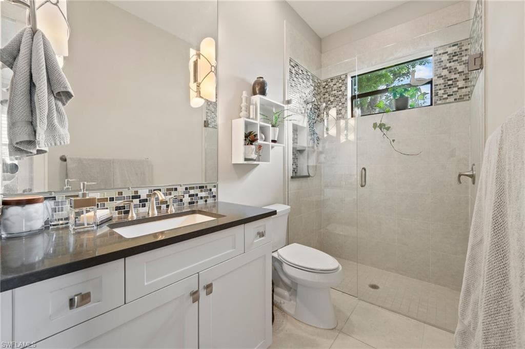 14994 Bonaire CIR-19
