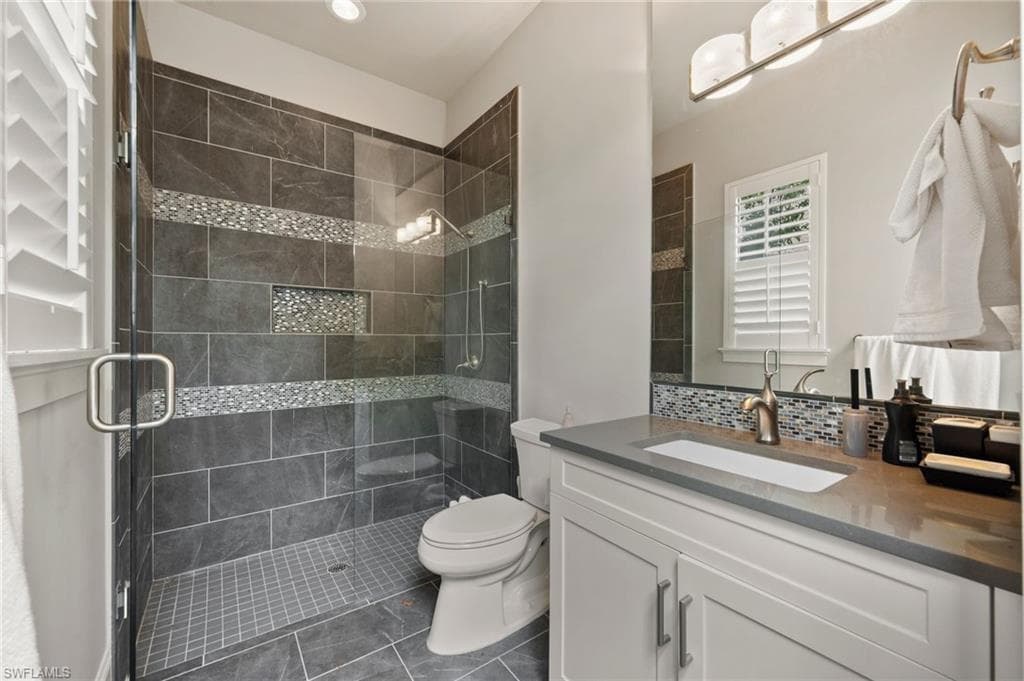 14994 Bonaire CIR-39