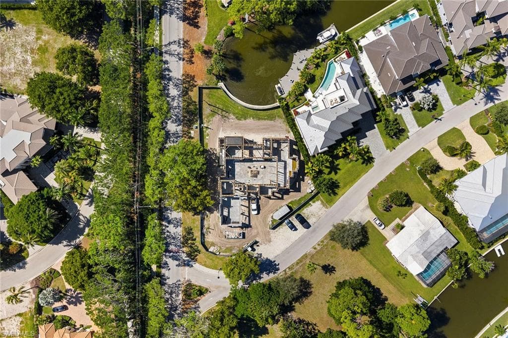 5037 Starfish AVE-6