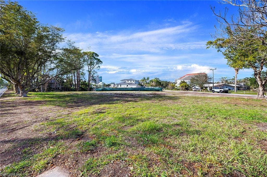 5037 Starfish AVE-7