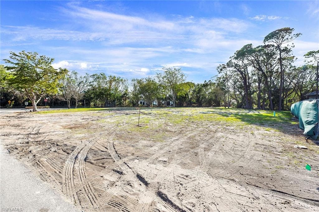 5037 Starfish AVE-8
