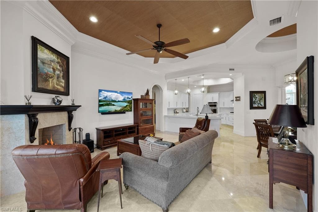447 Egret AVE-14