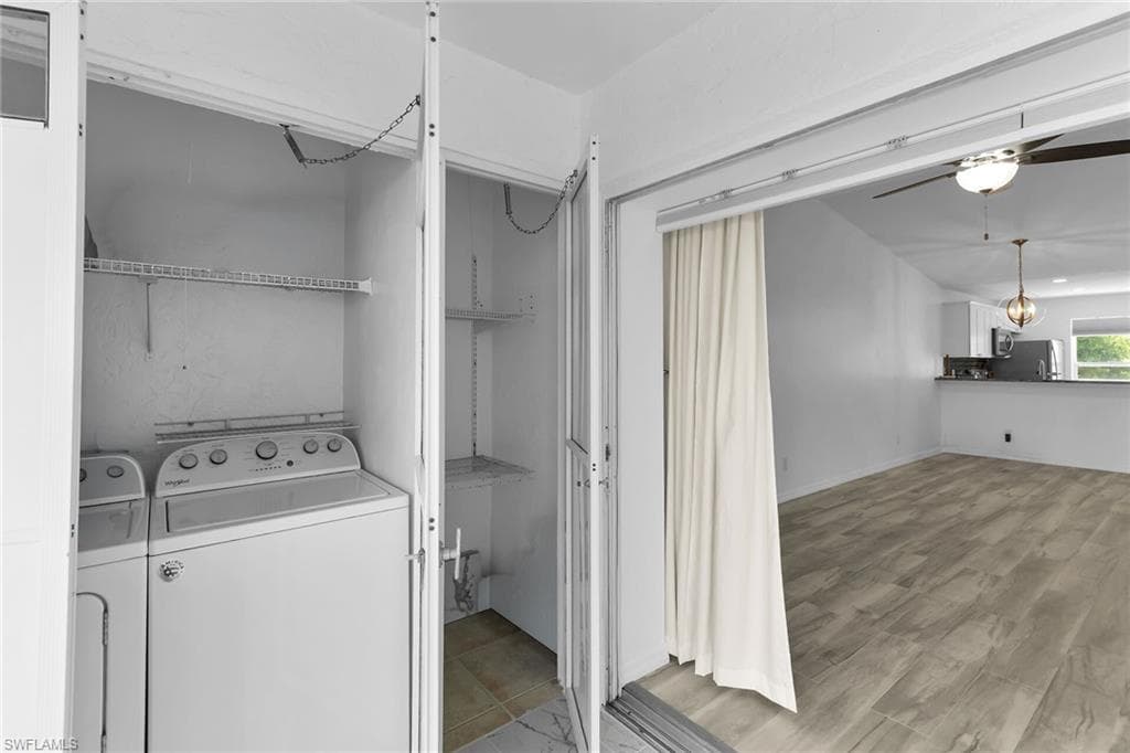 1375 Mainsail DR 1714-17