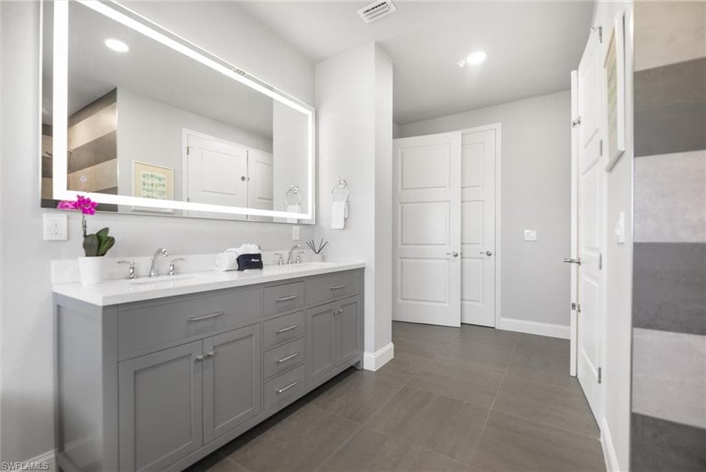 1124 Longifolia CT-27