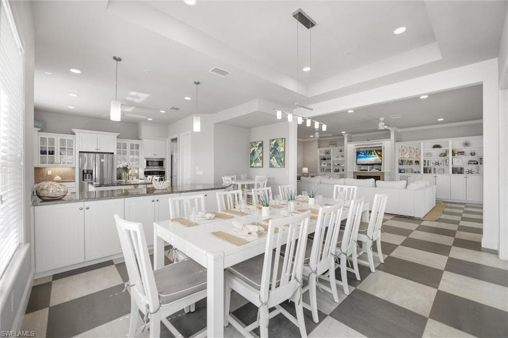1124 Longifolia CT-7