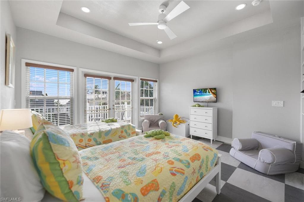 1124 Longifolia CT-19