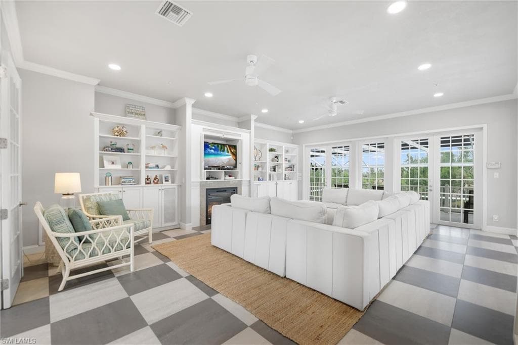 1124 Longifolia CT-4