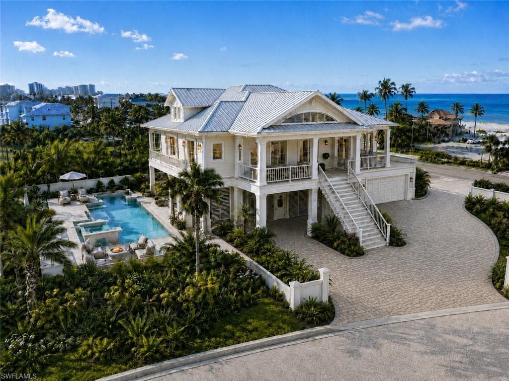 5801 Estero BLVD-2