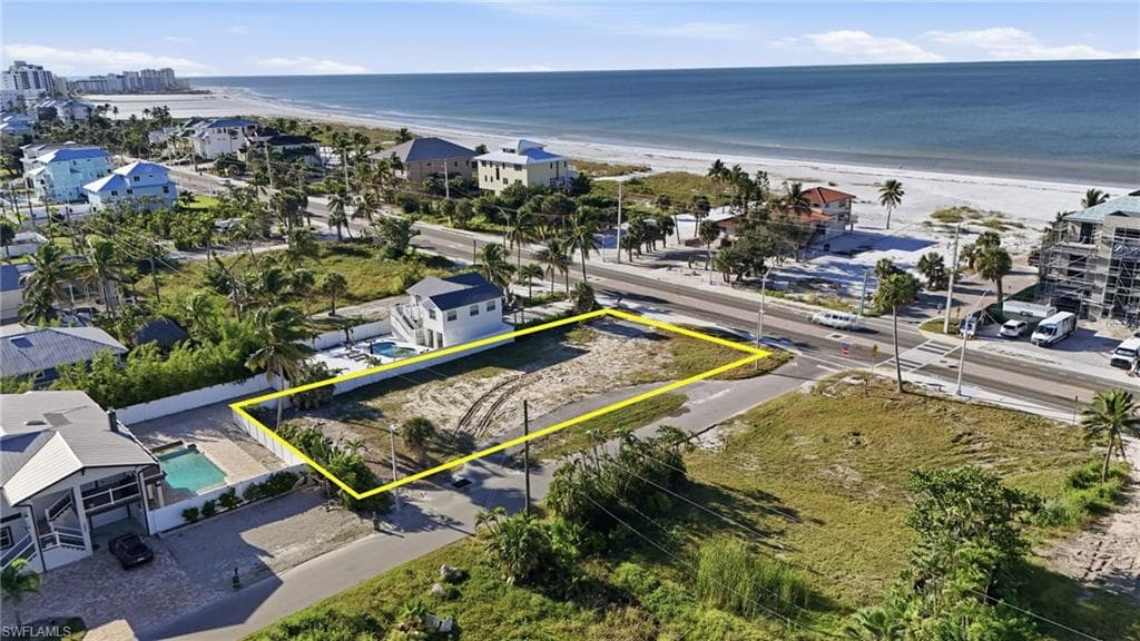 5801 Estero BLVD-5